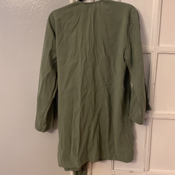 Mini Zara xs dress - Picture 4 of 4